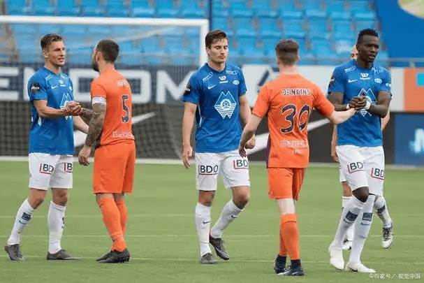 里尔主场击败对手,全队合作默契 里尔主场击败对手,全队合作默契