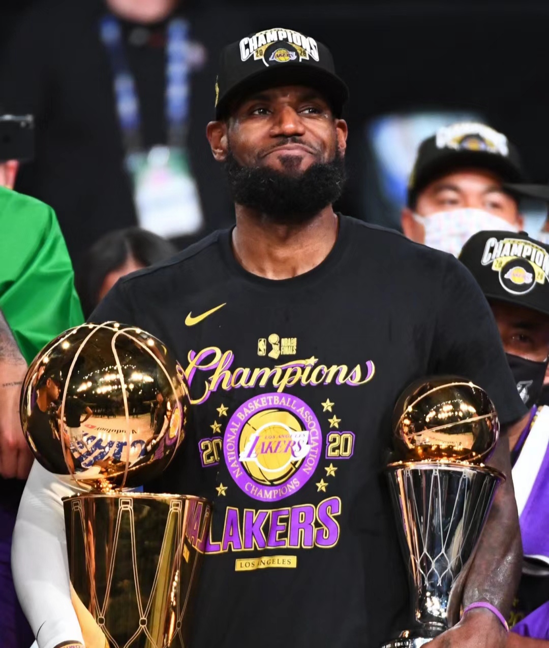 骑士队胜出东部决赛，詹姆斯再次带领球队征战总决赛的简单介绍