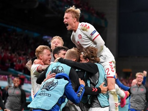 荷兰客场-战平爱尔兰,小组头名难题未解的简单介绍 荷兰客场-战平爱尔兰,小组头名难题未解的简单介绍